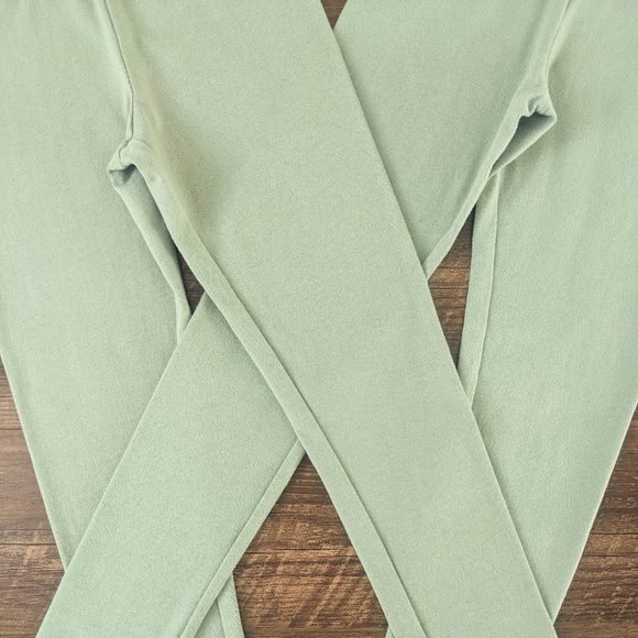 Cat & Jack 2 Pairs of Leggings - Picture 4 of 10